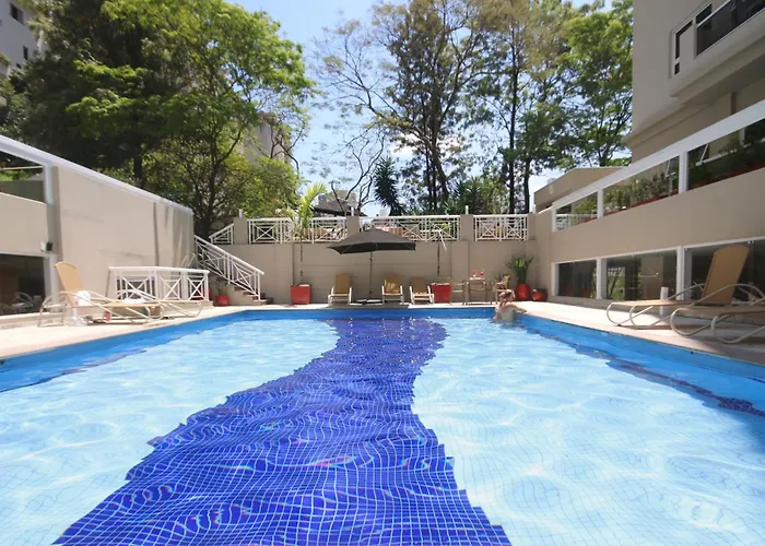 Ez AclimaçãoHotel Em